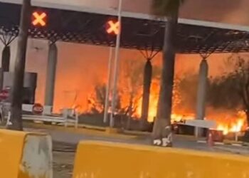 Cierran por incendio Puente Internacional Lucio Blanco-Los Indios