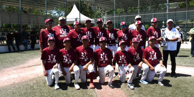 ¡Arriba Nuevo Laredo! ..Dobletea en Estatal de beisbol escolar