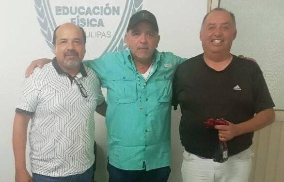 Básquetbol 3×3 de exhibición a Juegos Escolares 2025-2026