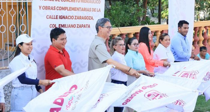 Alcalde de Madero, Erasmo González arranca 3 obras de pavimentación hidráulico