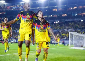 Águila del América gana al San Luis, con golazo de Zendejas