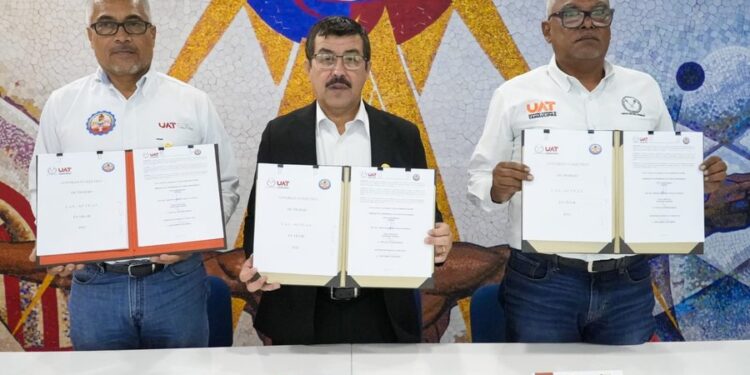 Concreta la UAT acuerdos en beneficio de sus trabajadores