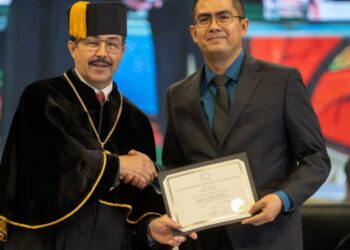 Reconoce la UAT el talento de sus jóvenes científicos