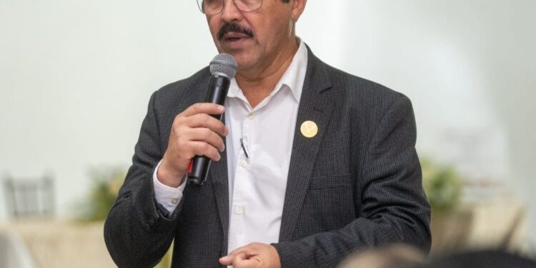 La UAT impulsa el futuro estudiantil con movilidad global y alianzas empresariales