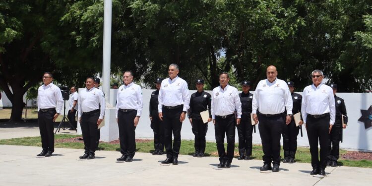 Entrega SSPT constancias a egresados del 22 escalón de Medicina Táctica Policial