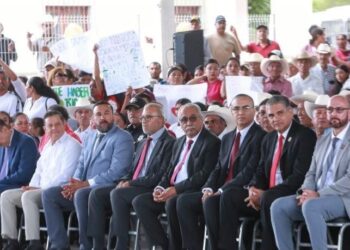 Ahora si muchachos, después de la regañada que les puso el gobernador, se dieron cuenta de quién sigue mandando en Tamaulipas