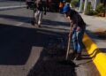 Sigue plan de rehabilitación de pavimentos mejorando vialidades.