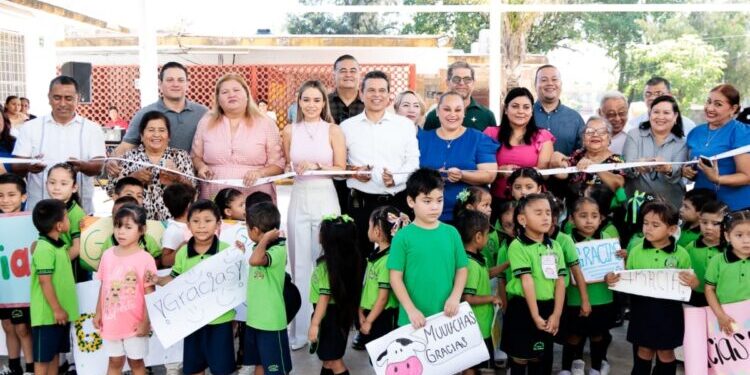 Cumple Lalo Gattás con la educación preescolar.